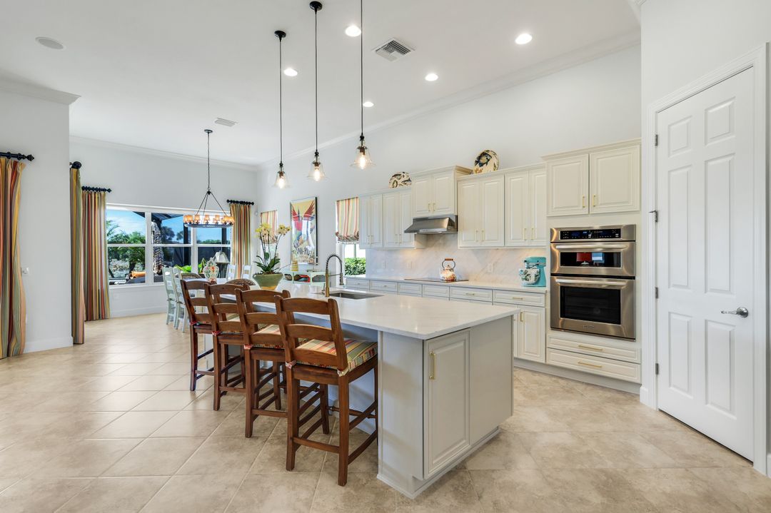 9327 Marble Stone Dr, Naples, FL 34120