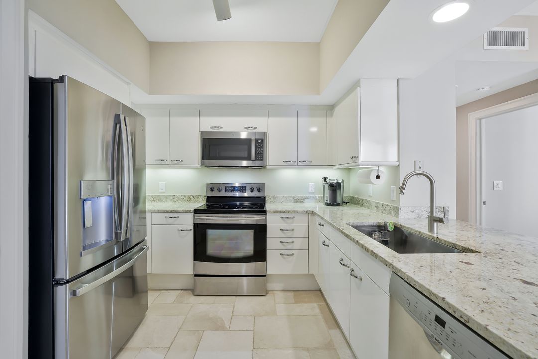 980 Cape Marco Dr #1006, Marco Island, FL 34145