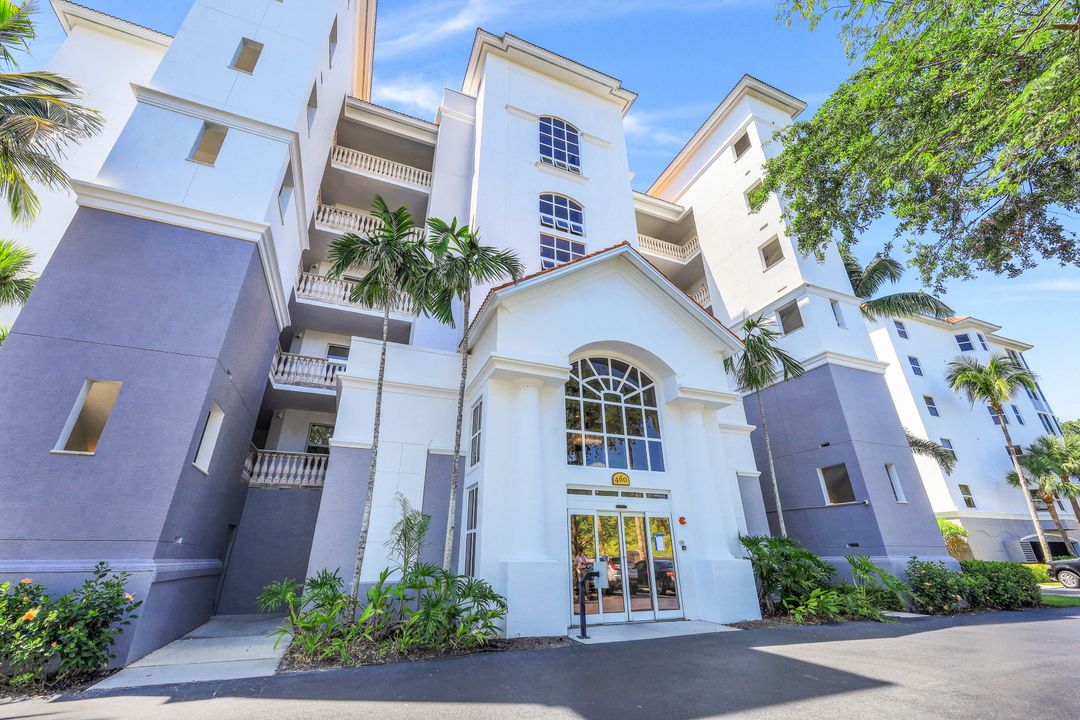 460 Launch Cir #503, Naples, FL 34108