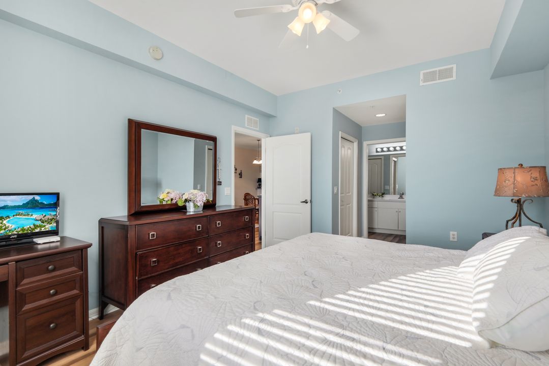 16575 Lake Cir Dr #1136, Fort Myers, FL 33908