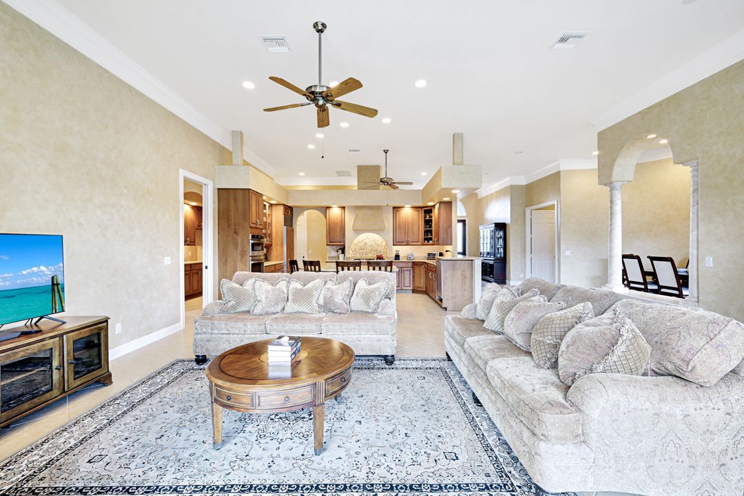 951 Ironwood Ct, Marco Island, FL 34145