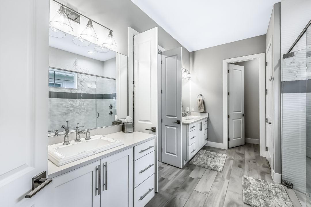 3178 Cotuit Ln, Naples, FL 34114