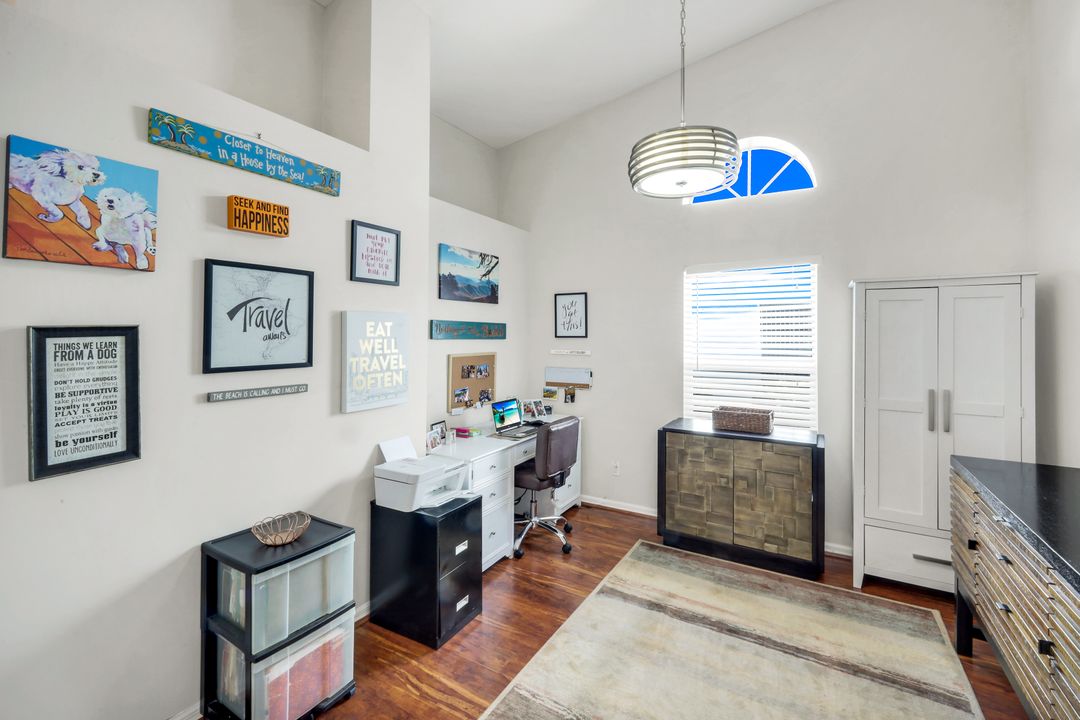 2150 Stacil Cir, Naples, FL 34109