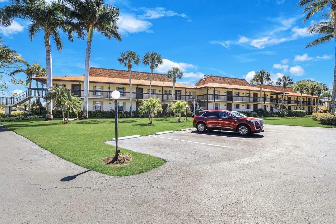 25398 Golf Lake Cir #104, Bonita Springs, FL 34135