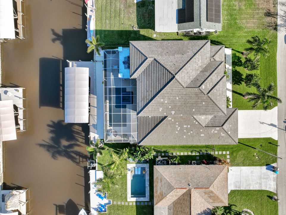 5610 De Soto Ct, Cape Coral, FL 33904