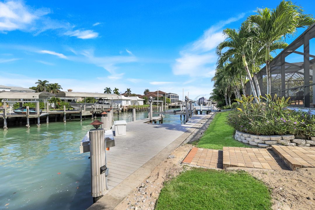 864 Magnolia Ct, Marco Island, FL 34145