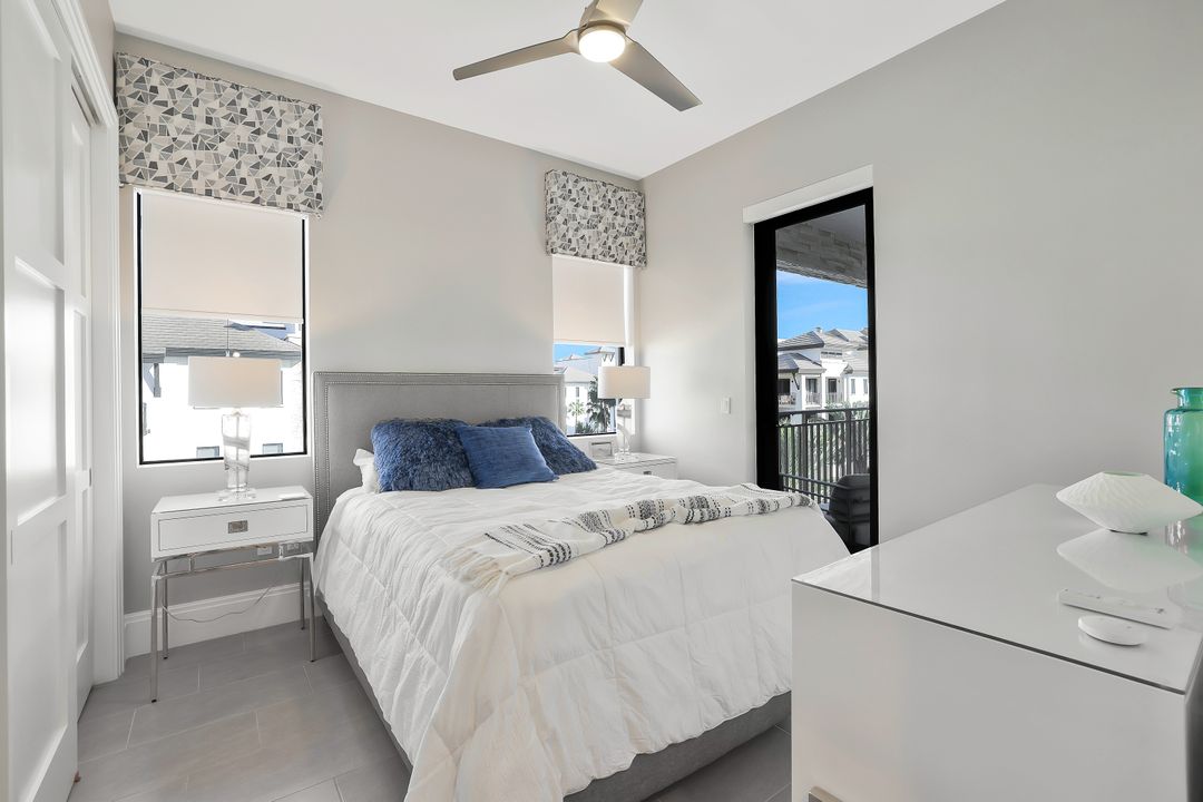 1035 3rd Ave S #402, Naples, FL 34102