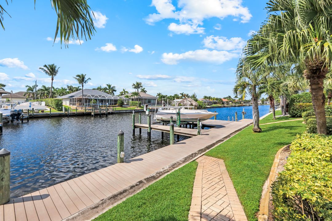4130 SW 28th Ave, Cape Coral, FL 33914
