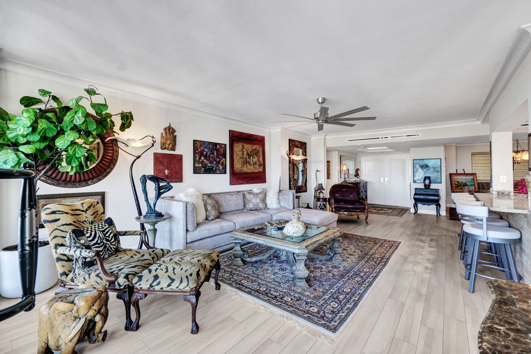 4401 Gulf Shore Blvd N, Naples, FL 34103