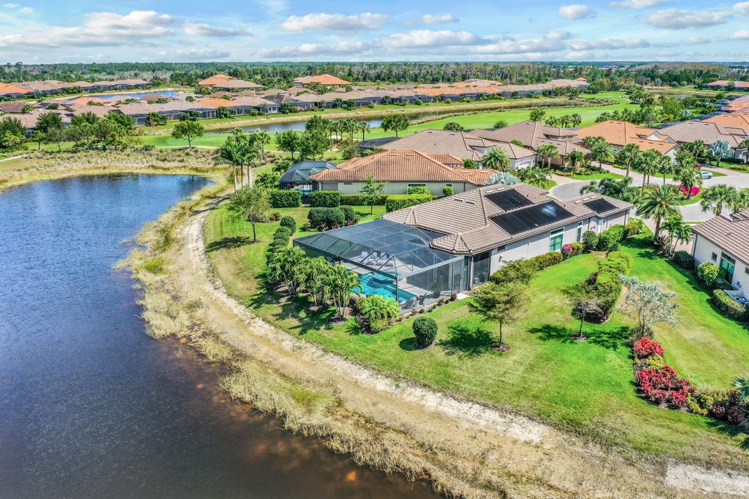 9287 Rialto Ln, Naples, FL 34119