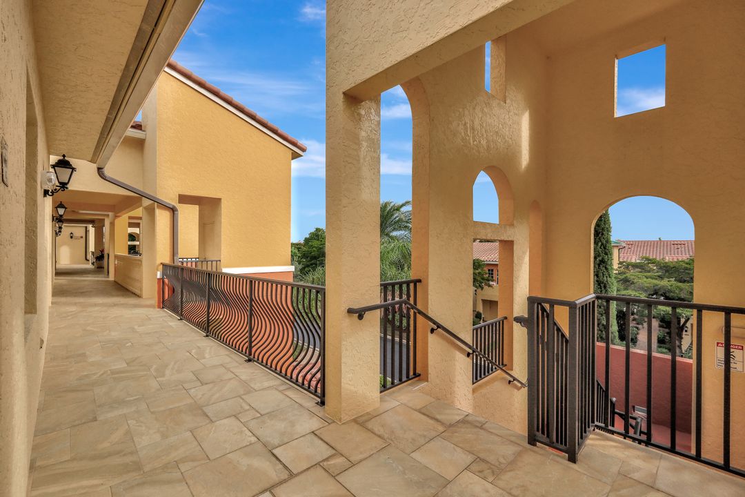 22300 Piazza Doria Ln #301, Estero, FL 33928