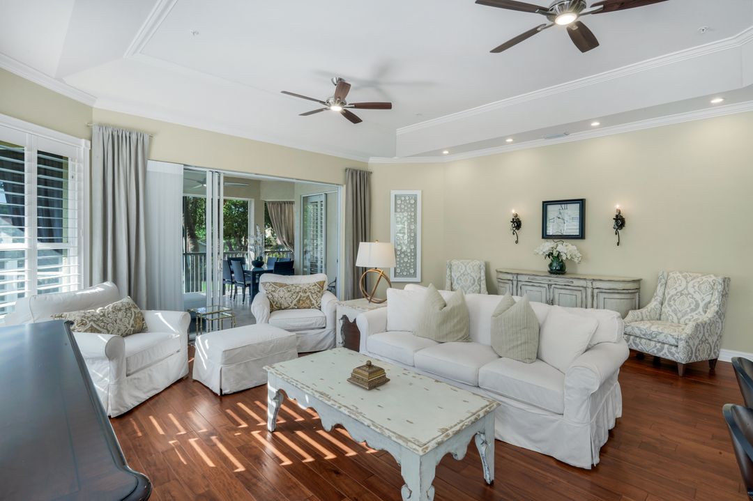 1840 Les Chateaux Blvd #4-201, Naples, FL 34109
