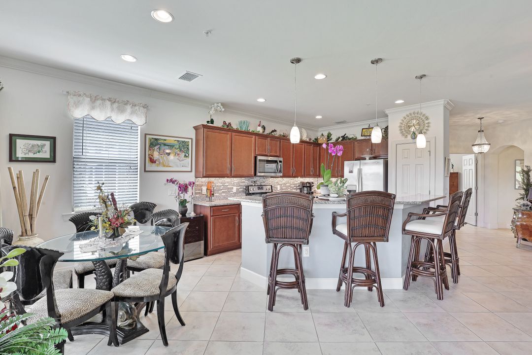 12070 Covent Garden Ct #1501, Naples, FL 34120