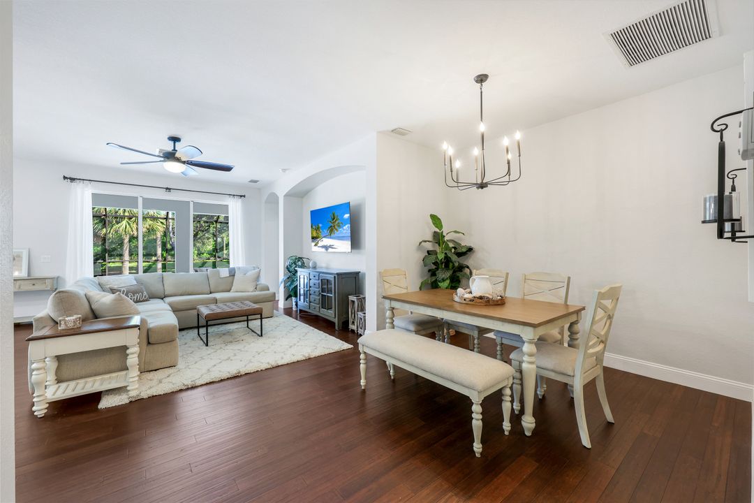 9764 Mendocino Dr, Fort Myers, FL 33919