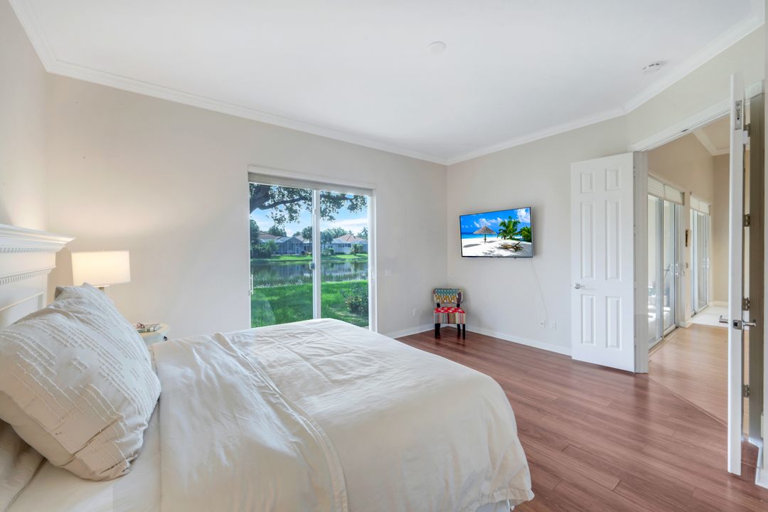 4772 Martinique Wy, Naples, FL 34119