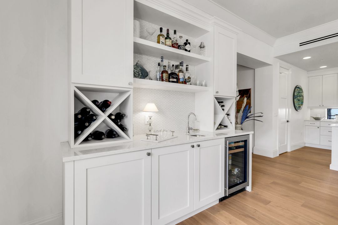 1035 3rd Ave S #310, Naples, FL 34102