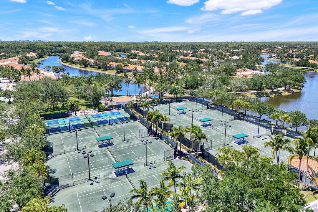4479 Prescott Ln, Naples, FL 34119