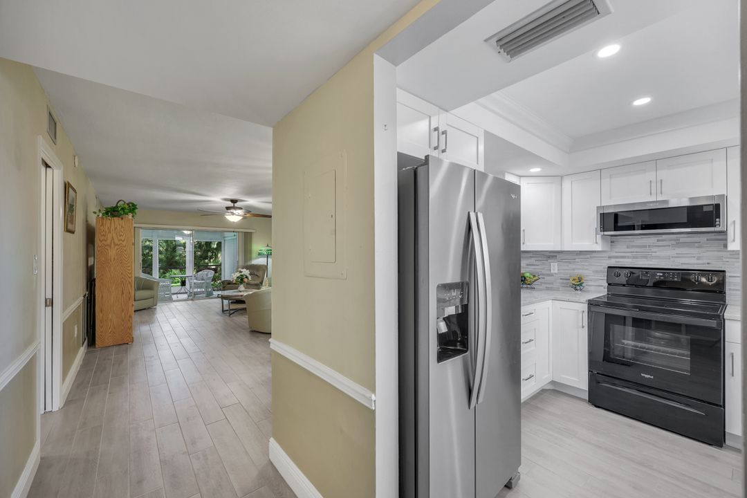 5419 Rattlesnake Hammock Rd, Naples, FL 34113