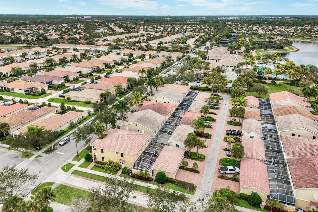 8365 Rimini Way, Naples, FL 34114