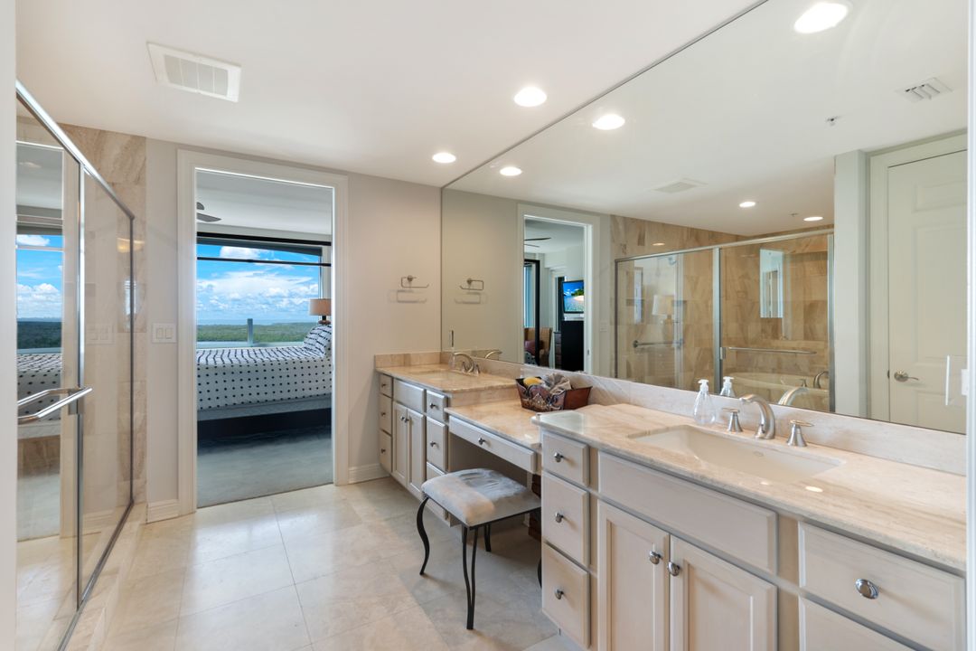 275 Indies Way #1001, Naples, FL 34110