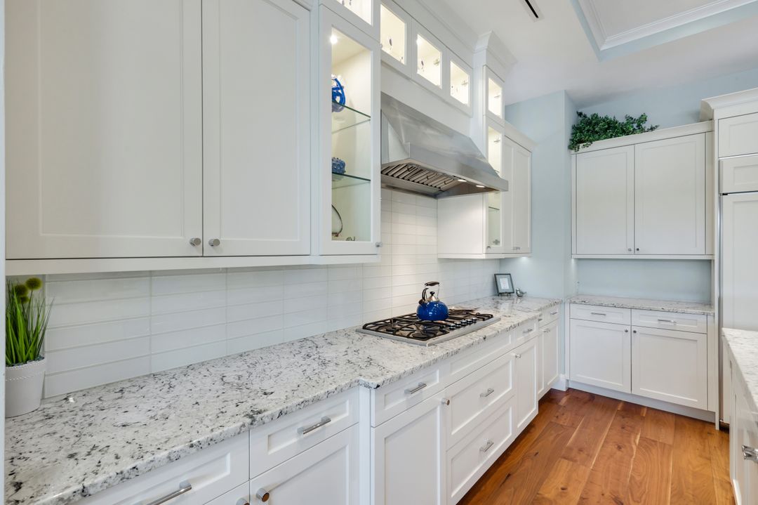 524 Turtle Hatch Ln, Naples, FL 34103