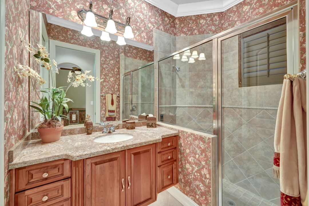 2743 Olde Cypress Dr, Naples, FL 34119