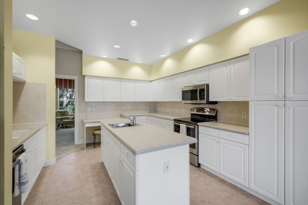 4815 Aston Gardens Way, Naples, FL 34109