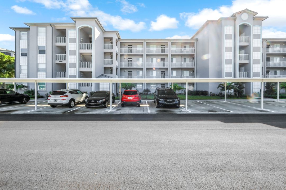 16685 Lake Cir Dr #1012, Fort Myers, FL 33908