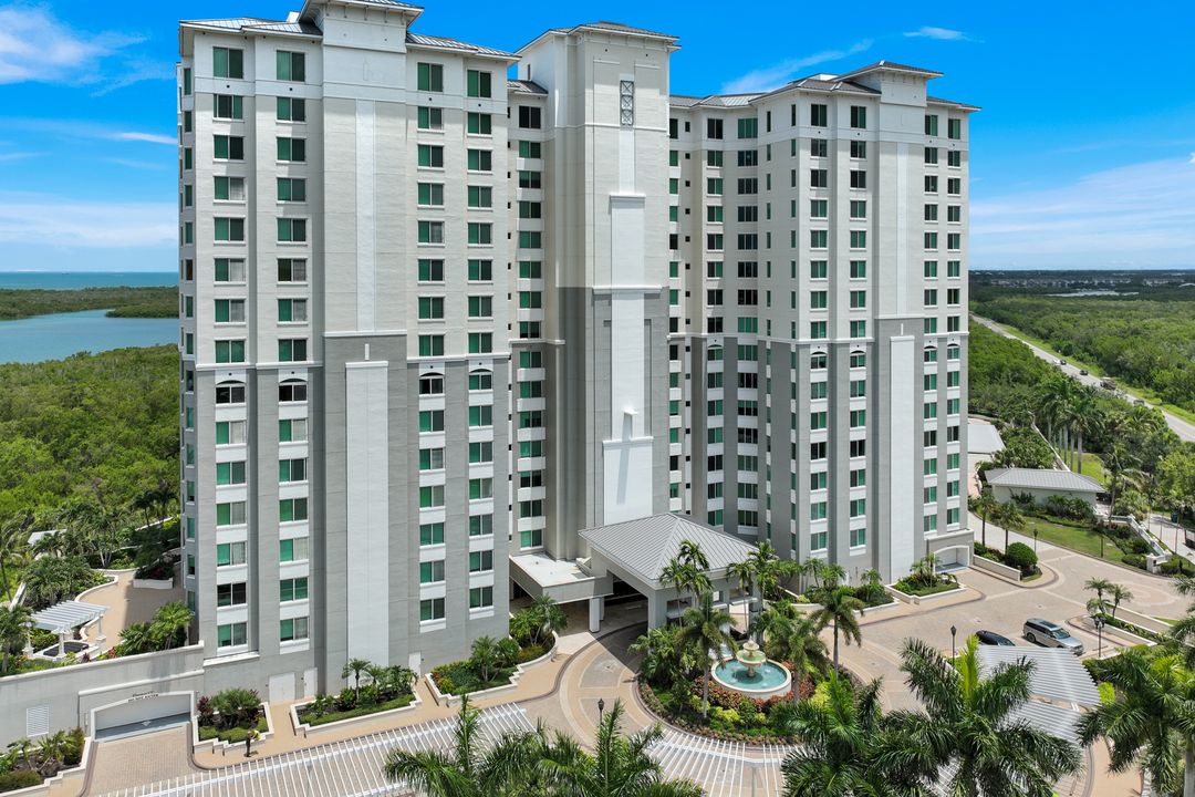 275 Indies Way #1503, Naples, FL 34110