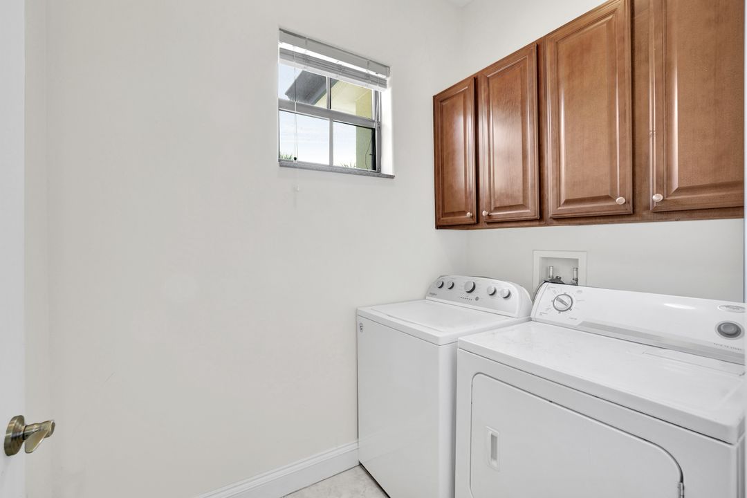 1338 Corso Palermo Ct #4, Naples, FL 34105