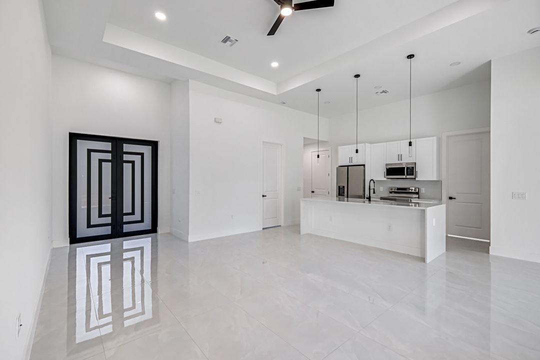 507 Prospect Ave, Lehigh Acres, FL 33972