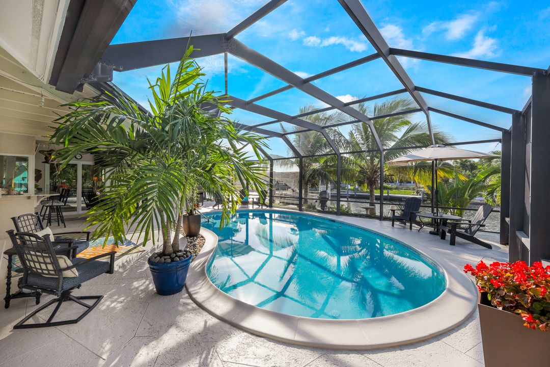 345 Henderson Ct, Marco Island, FL 34145