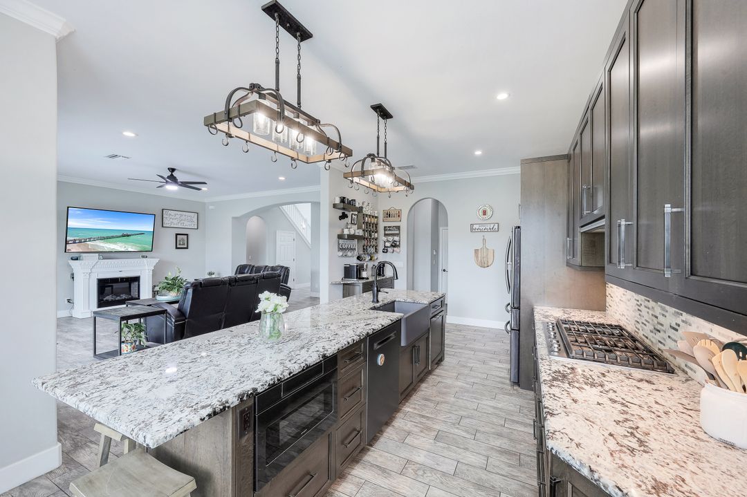 14696 Indigo Lakes Cir, Naples, FL 34119