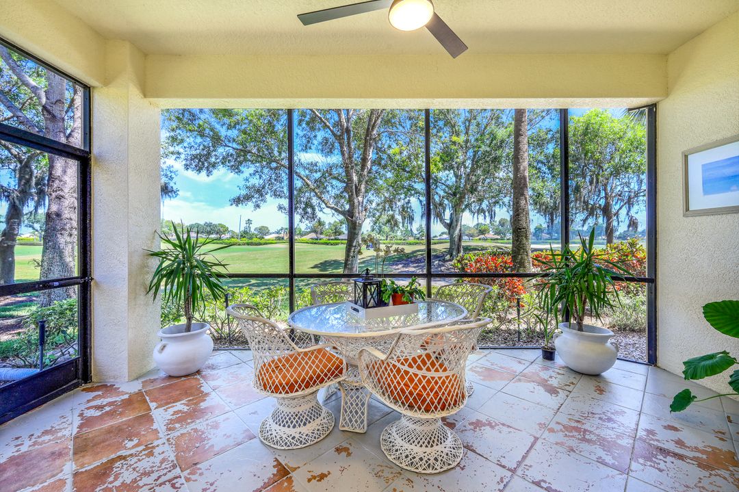 8637 Champions Point #901, Naples, FL 34113