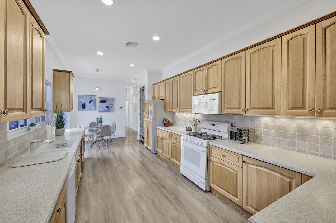 3746 Cotton Green Path Dr, Naples, FL 34114