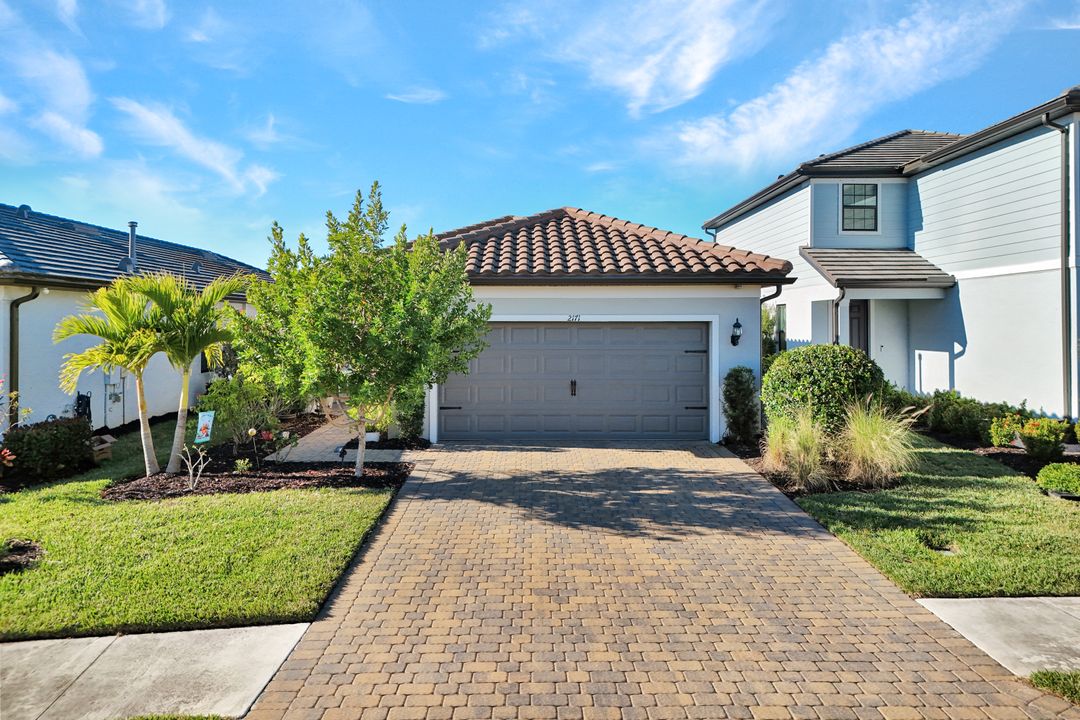 2171 Yellowfin Cir, Naples, FL 34114