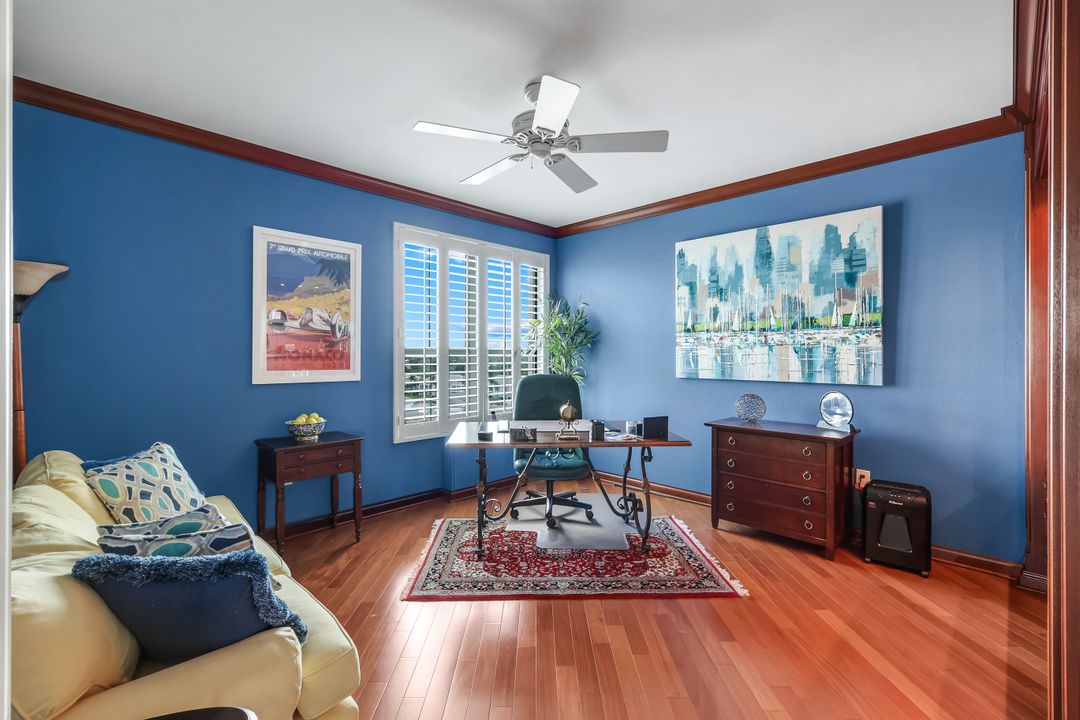 315 Dunes Blvd #707, Naples, FL 34110