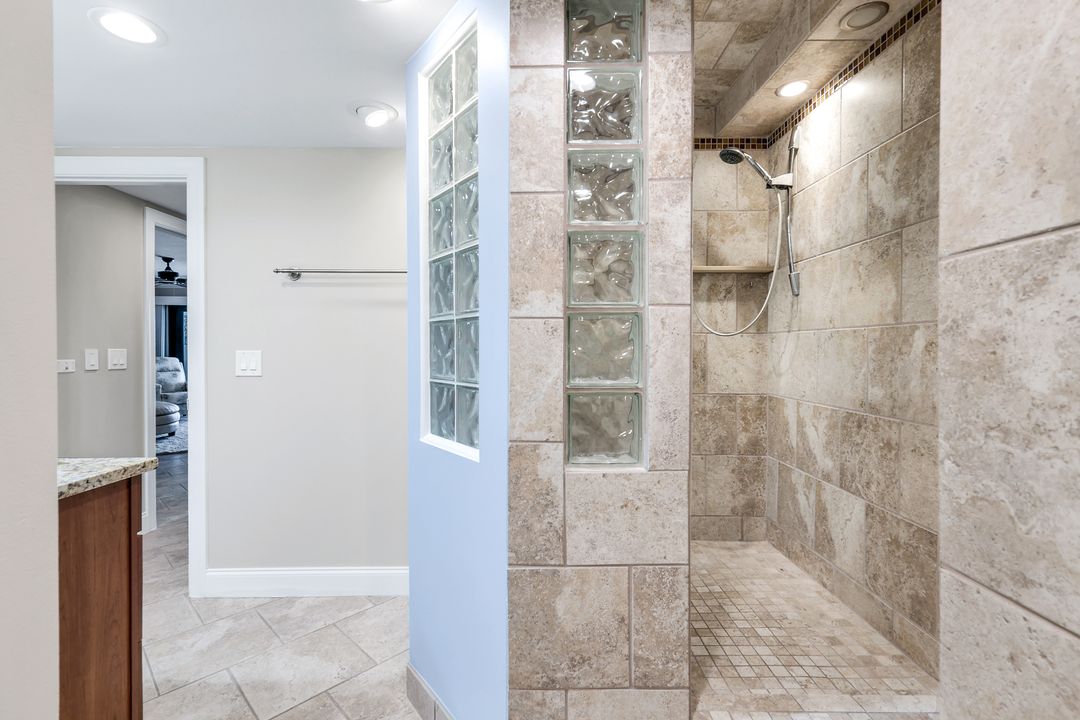 538 Estero Blvd #302, Fort Myers Beach, FL 33931