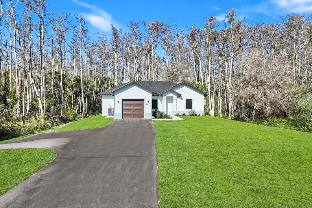 2677 62nd Avenue NE, Naples, FL 34120