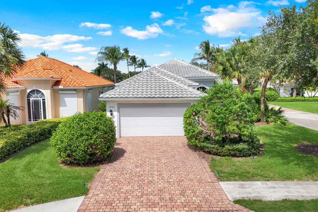 2984 Gilford Way, Naples, FL 34119
