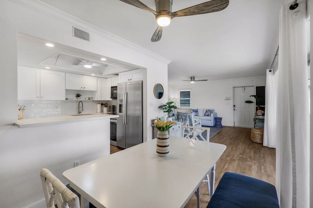1155 Sandpiper St #D8, Naples, FL 34102