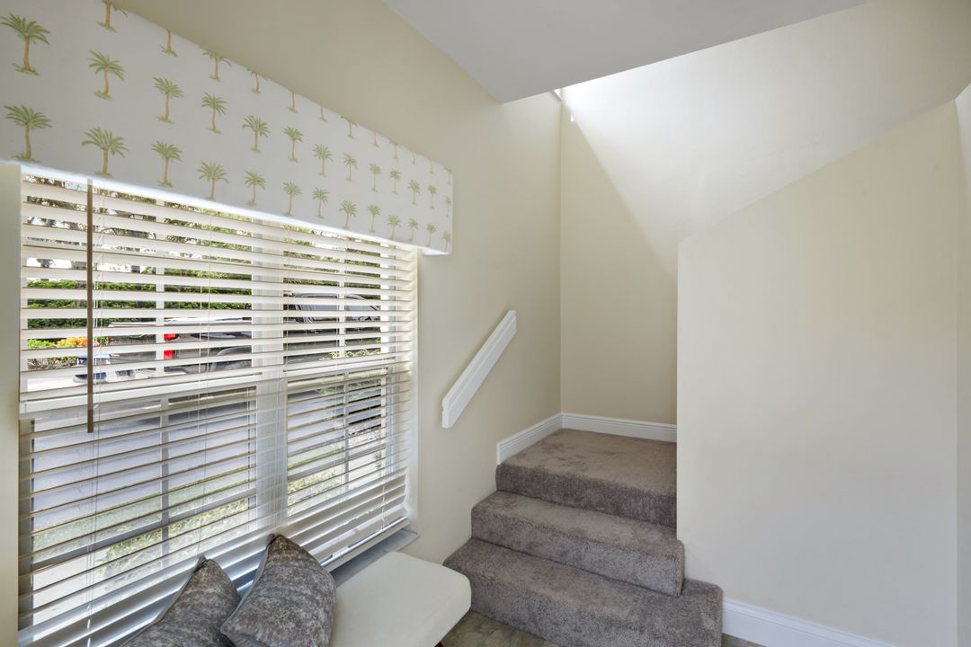 4940 Deerfield Way #201, Naples, FL 34110