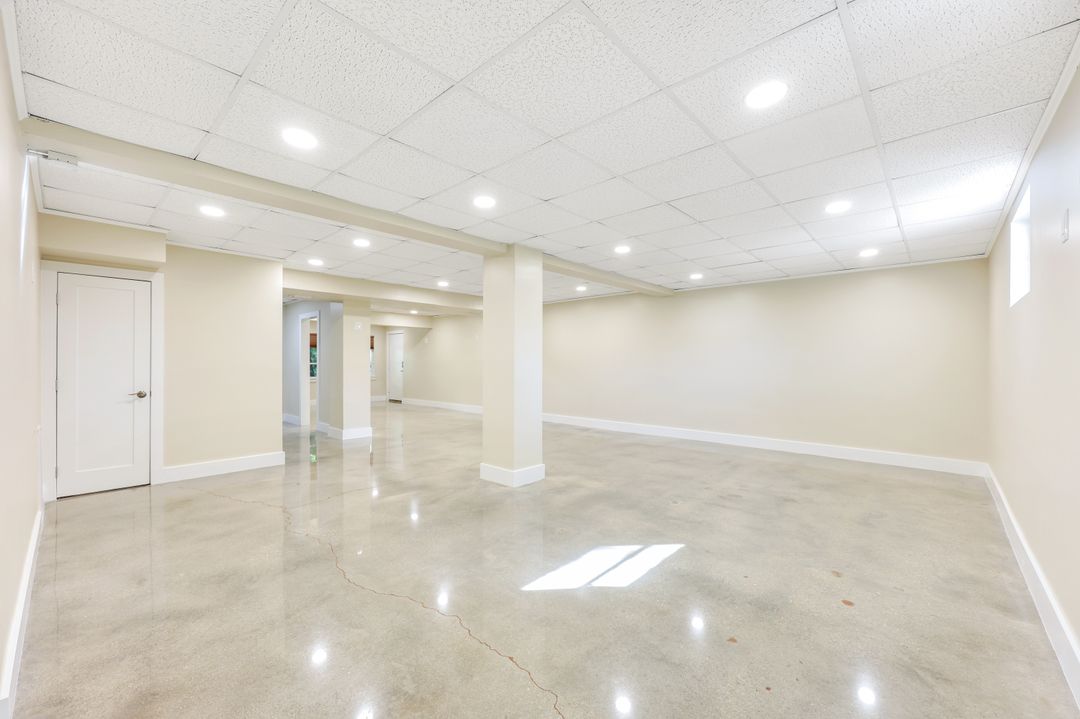 9976 Puopolo Ln, Bonita Springs, FL 34135