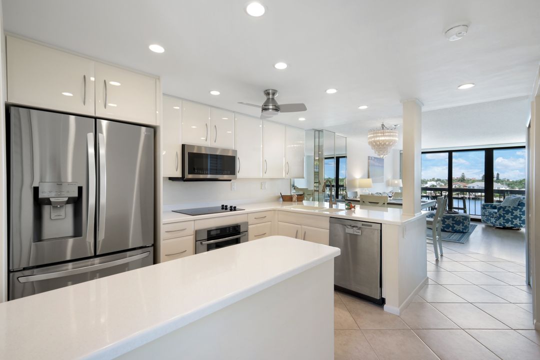 601 Seaview Ct #C506, Marco Island, FL 34145