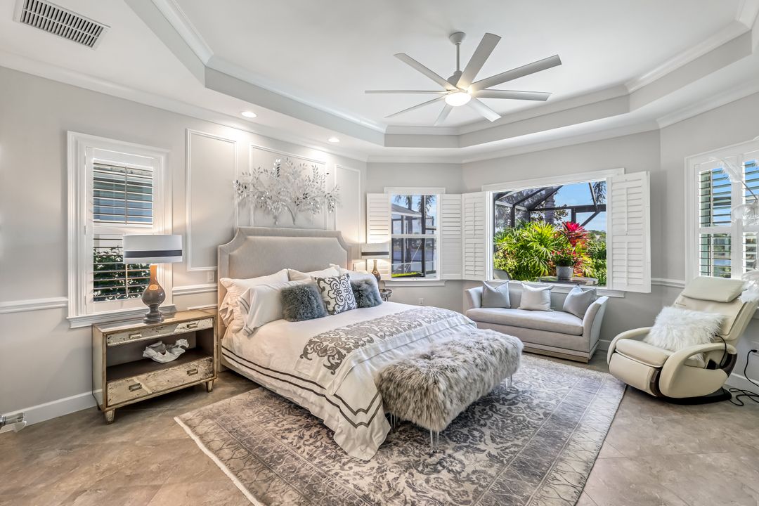 6320 Lyford Isle Dr, Naples, FL 34112