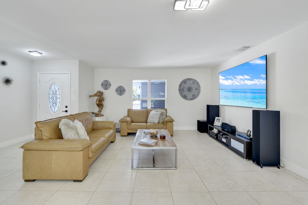 2855 66th St SW, Naples, FL 34105