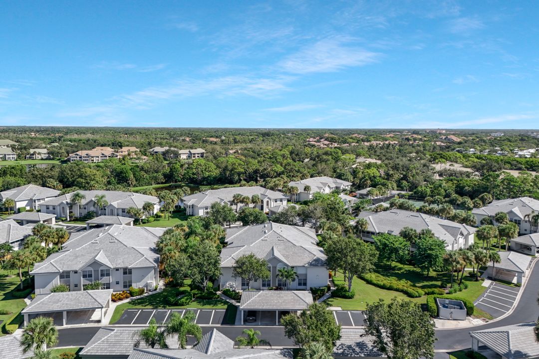 4121 Lake Forest Dr #711, Bonita Springs, FL 34134