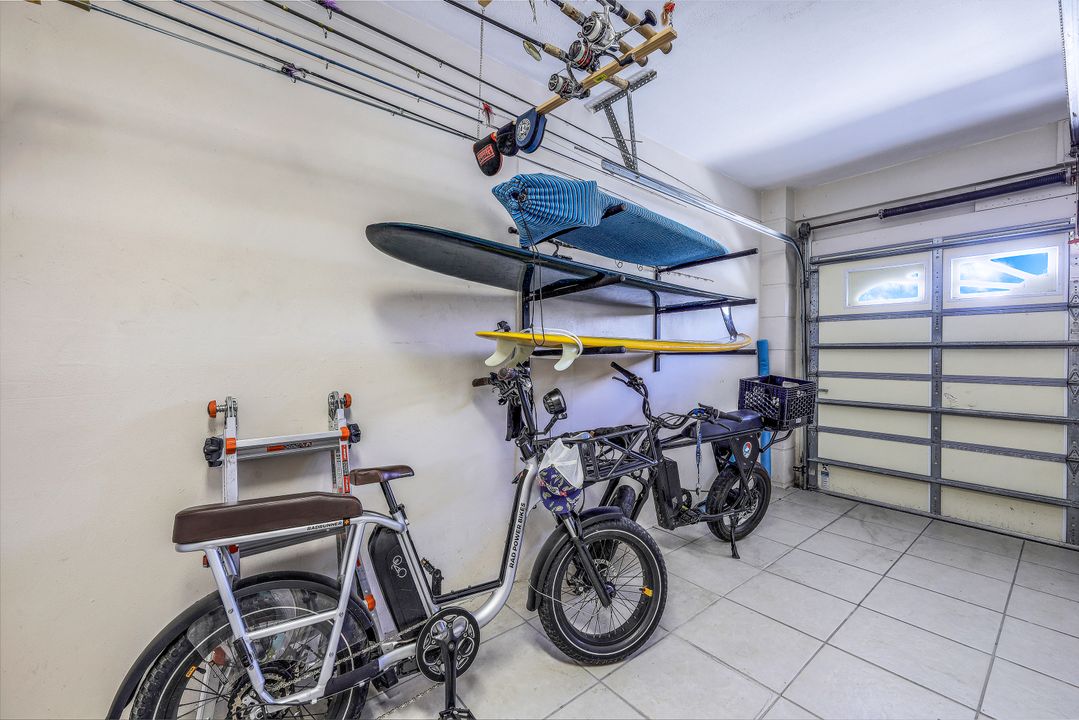 811 Wintergreen Ct, Marco Island, FL 34145