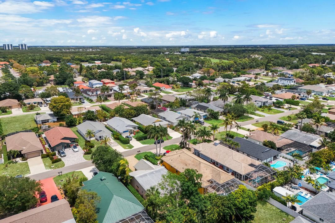 630 109th Ave N, Naples, FL 34108