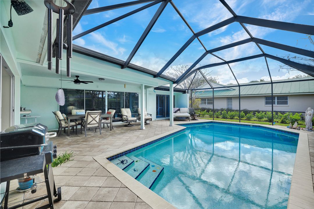 208 Baltusrol Dr, Naples, FL 34113